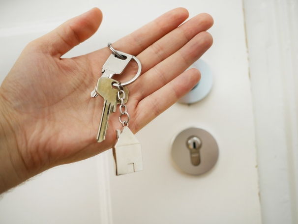 https://ChristineCox.StopRentingStartOwning.com
